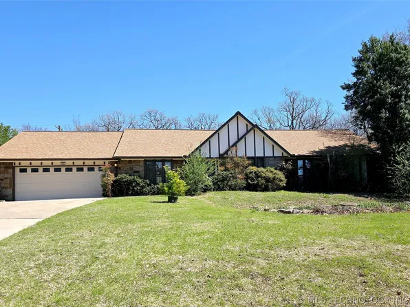 217 Pioneer Rd, Sapulpa, OK 74066