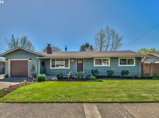 837 SE 169th Dr, Portland, OR 97233