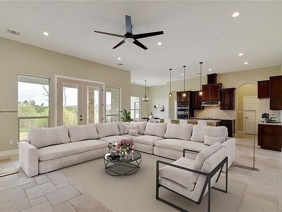 4th image of 522 Kaanapali Ln