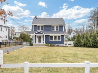 20 Loantaka Way, Madison, NJ 07940