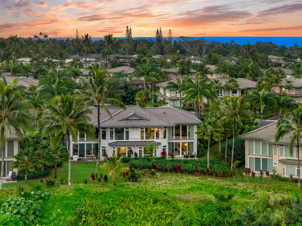 4100 Queen Emmas Dr APT 8, Princeville, HI 96722