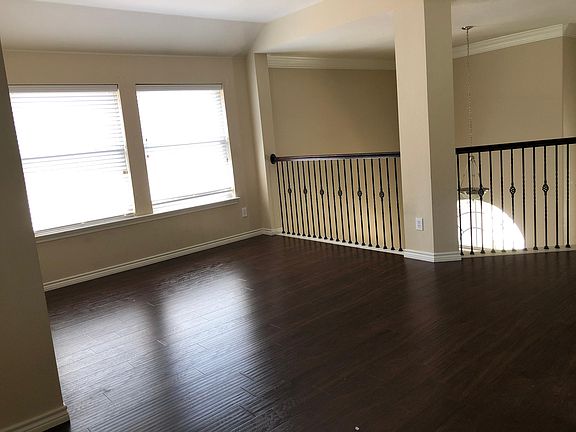 4th image of 9408 Fenway Dr