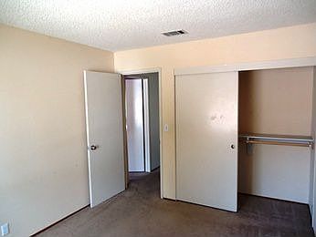 3rd image of 561 Maywood Way