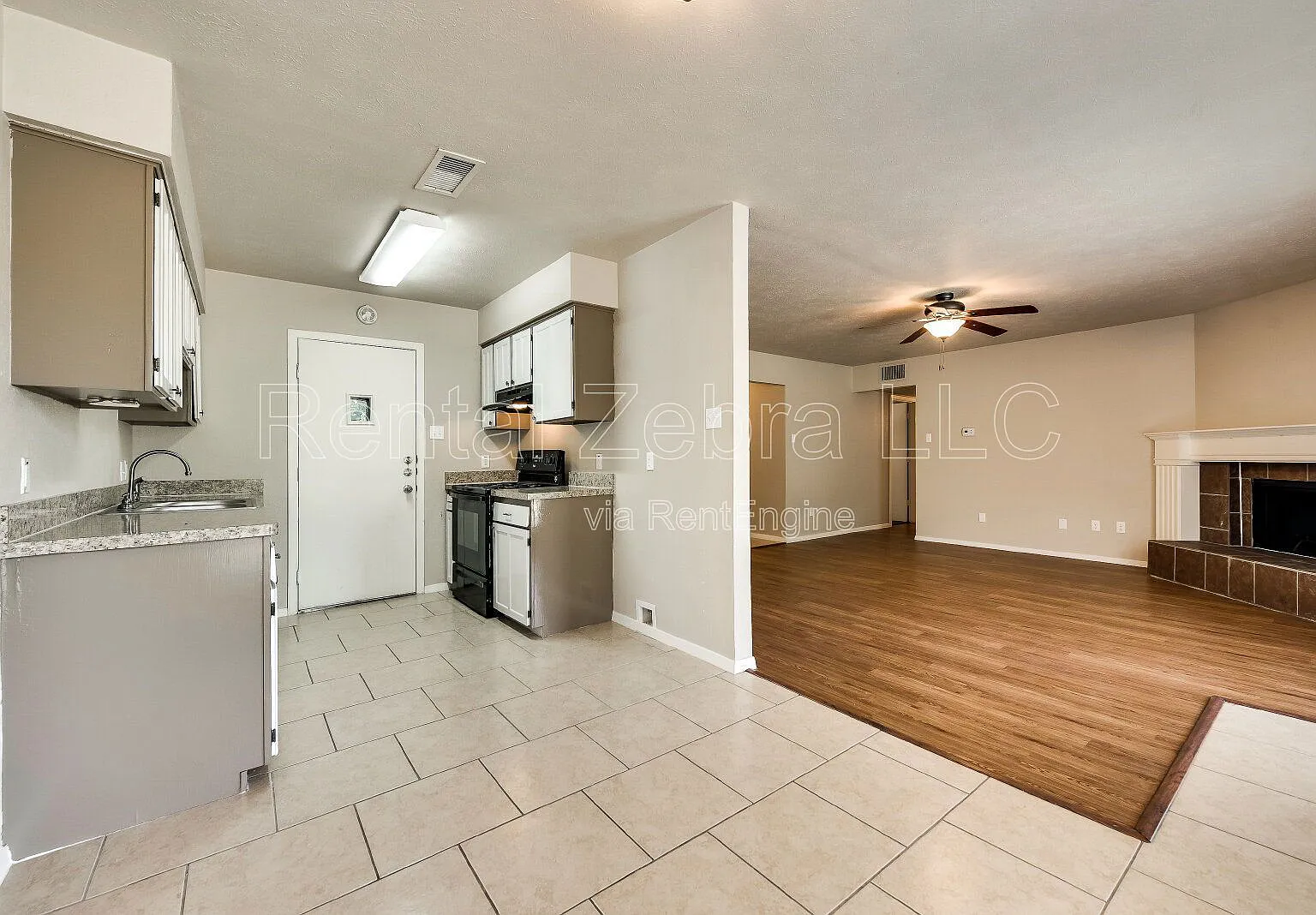 3 bed, 2.0 bath, 1201 sqft, $1,750 — Photo 4