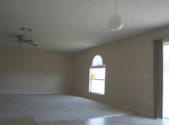 3rd image of 640 Sunway Ln