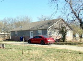 1303 Avenue D, Brownwood, TX 76801