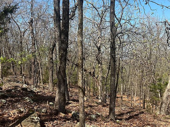 4th image of 6 S 511th Rd