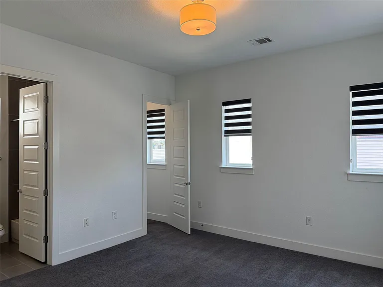 6117 Seville Dr — Photo 17
