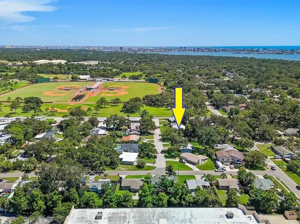 3464 79th Way N, Saint Petersburg, FL 33710