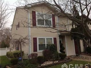 7 Stanley Ave, Dayton, NJ 08810