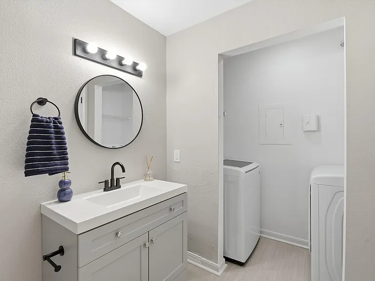 Villa Estates at Lenexa — Photo 21