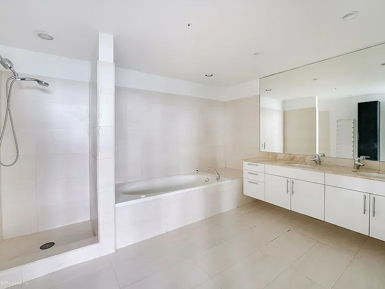 7929 West Dr #1001 — Photo 3