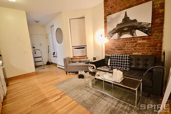 Rented by Spire Group | media 12