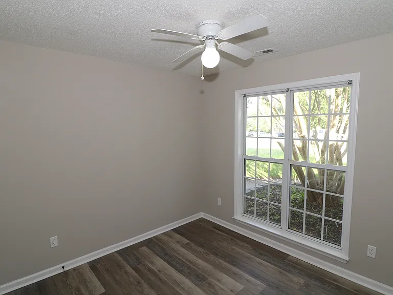 711 Harvest Way — Photo 21