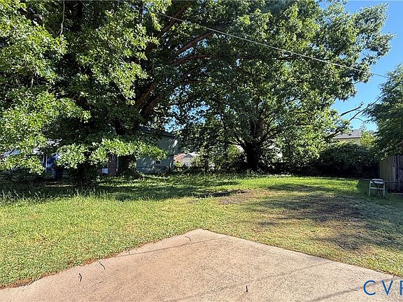 3rd image of 806 Ridgeway Ave Lot 16