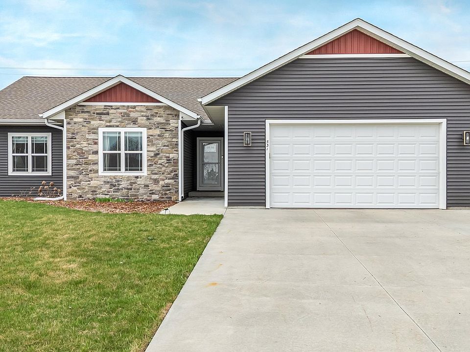 1st image of 531 Silver Fox Dr S