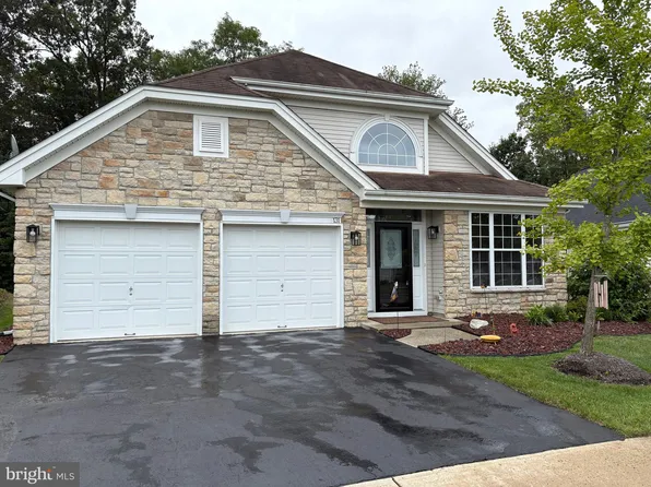 131 Honeyflower Dr, Trenton, NJ 08620