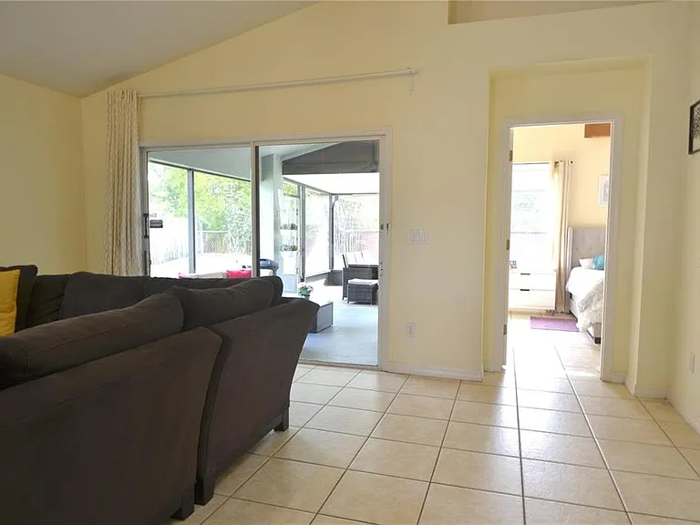 4924 Hook Hollow Cir — Photo 10