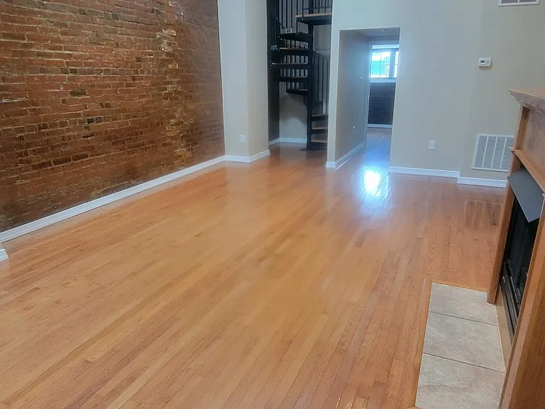 1214 Annin St #3 — Photo 6