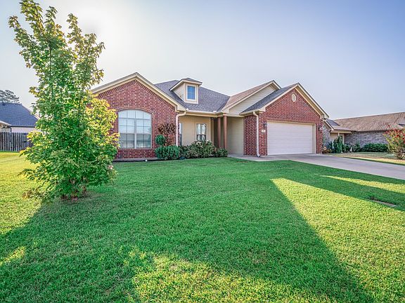 5th image of 108 Brookway Ln
