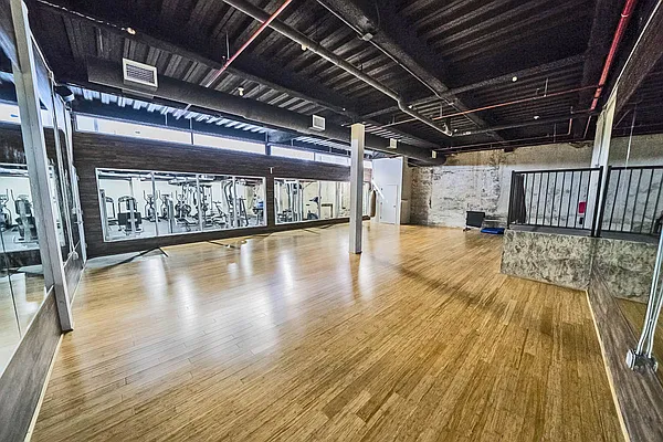 Rented by Level Group | media 24