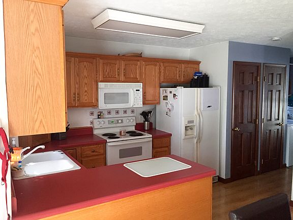 2nd image of 815 Glendale Dr