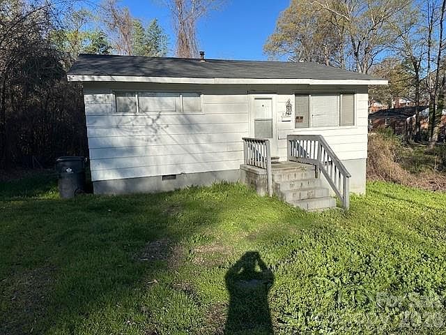 1st image of 2218 Wilson Ave