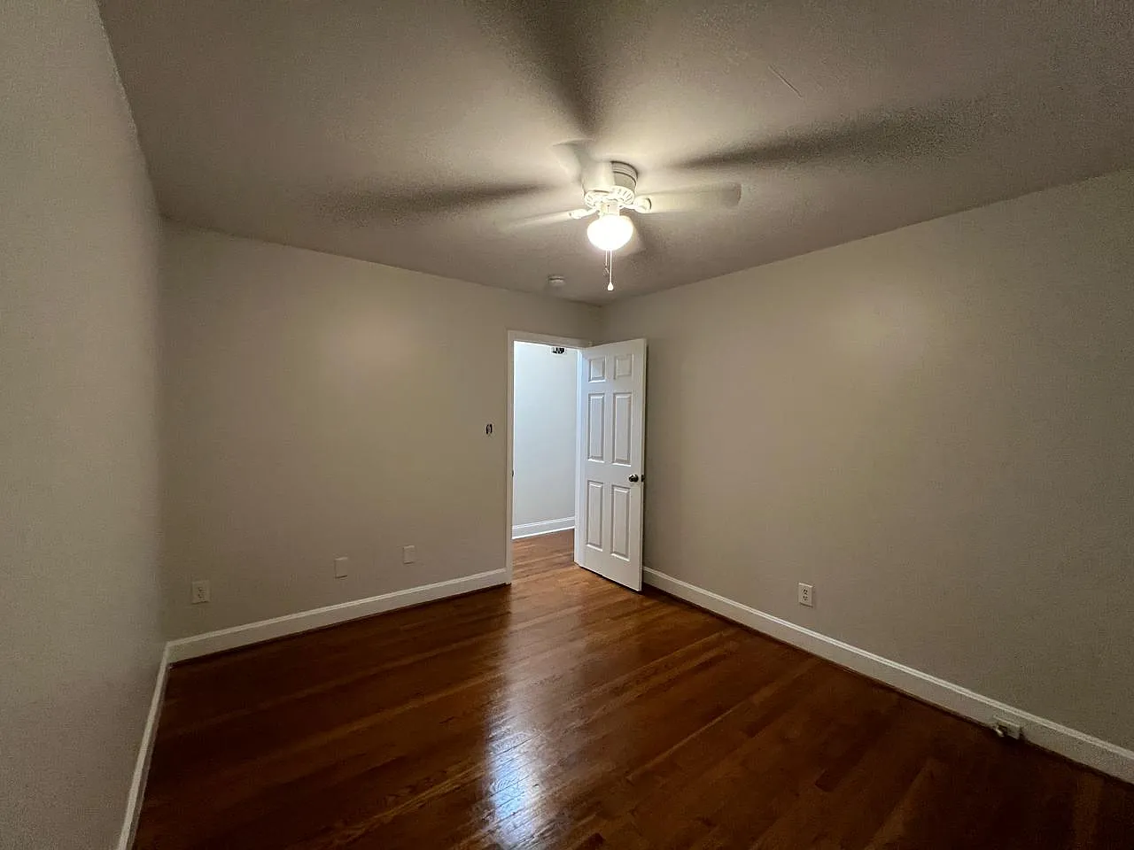 3 bed, 1262 sqft, $1,900 — Photo 4