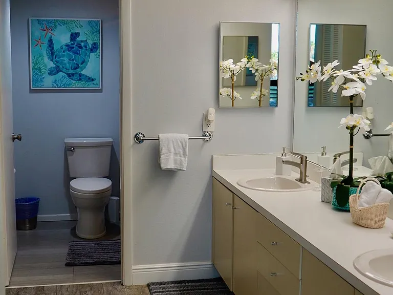 1085 Gulf Of Mexico Dr #203 — Photo 32