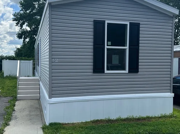 435 High Street #31, Groton, CT 06355