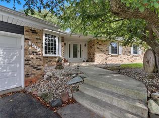 1506 River Highlands Dr, Oconomowoc, WI 53066