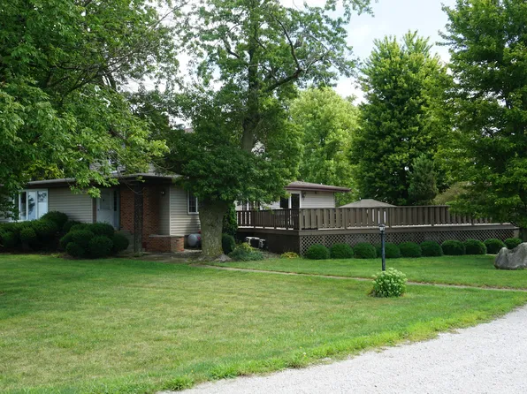 2354 N 400th Rd E, Danforth, IL 60930