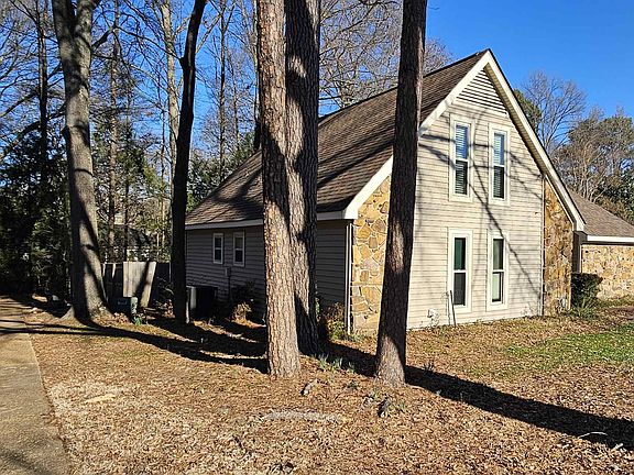 5th image of 1411 Poplar Ridge Dr