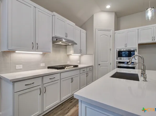 2031 Stephanie Ave, New Braunfels, TX 78132