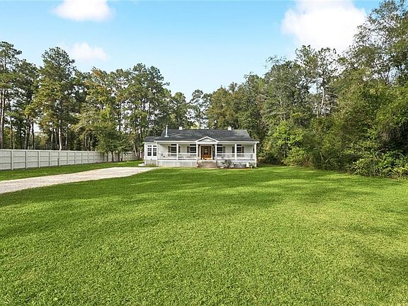 2nd image of 17045 Tycer Ln