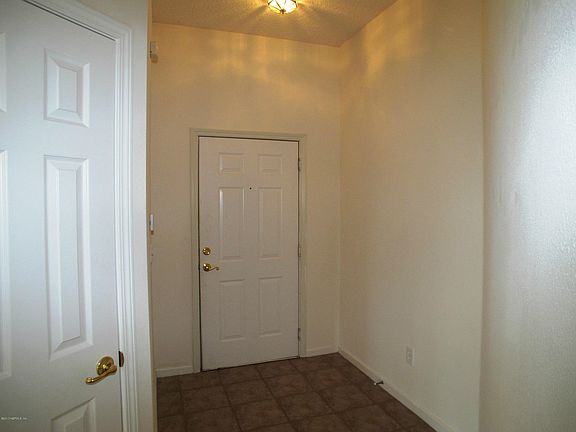2nd image of 785 Oakleaf Plantation 434 Parkway #434