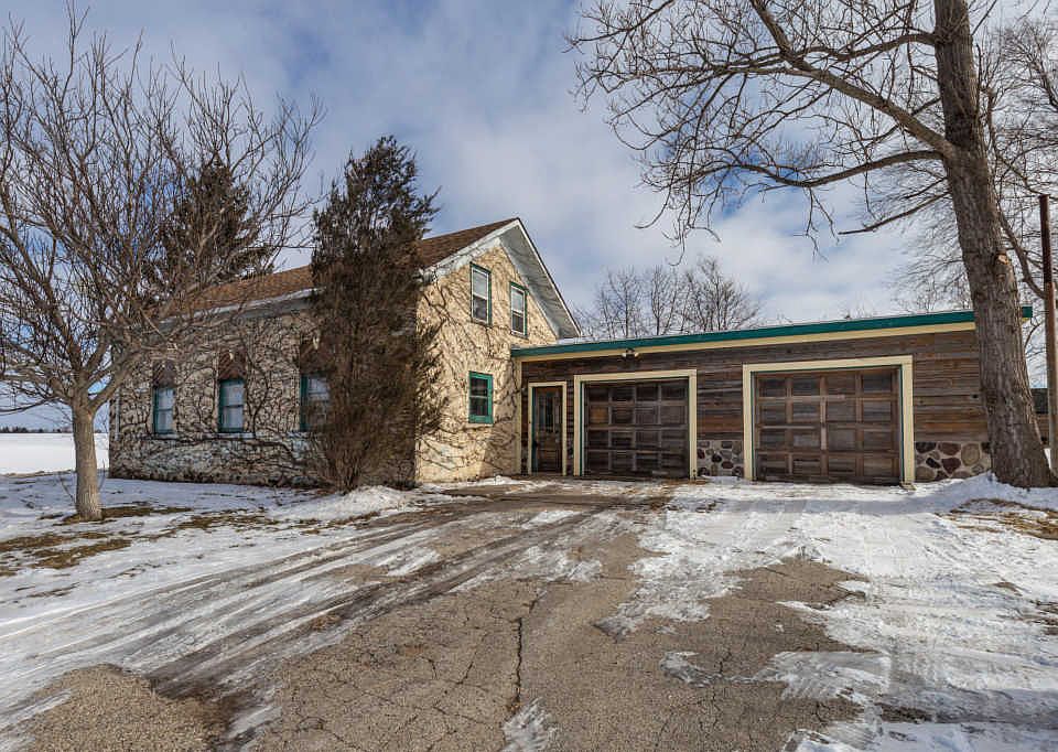 1st image of 8498 Highland Dr