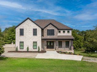 68 Meadow Point Dr, Lancaster, KY