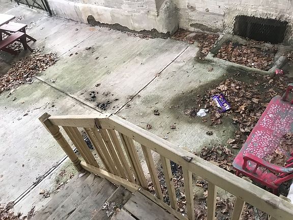 3rd image of 415 E 16th St APT A9