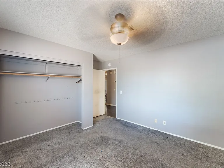 4268 Hampshire Cir — Photo 21