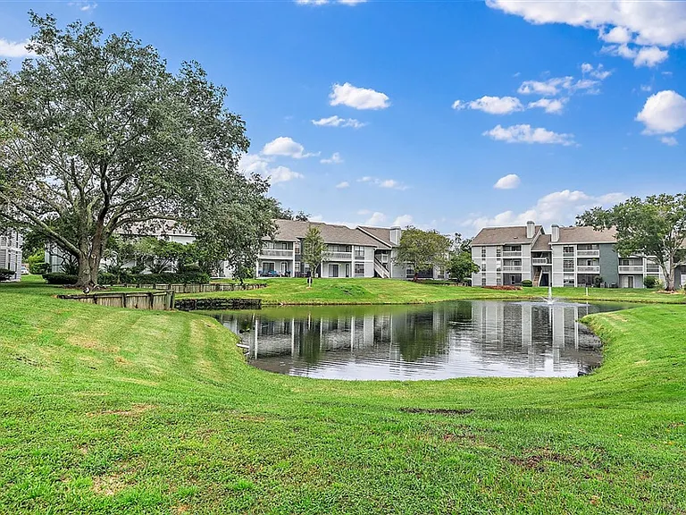 Reserve at Orange Park — Photo 10