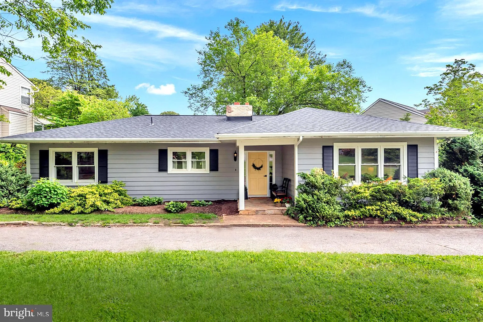 1317 Swan Dr photo 1