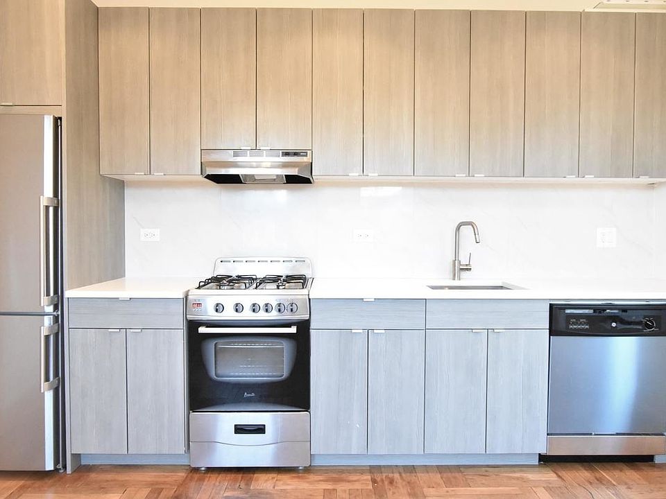 1st image of 254 Seaman Ave APT C4