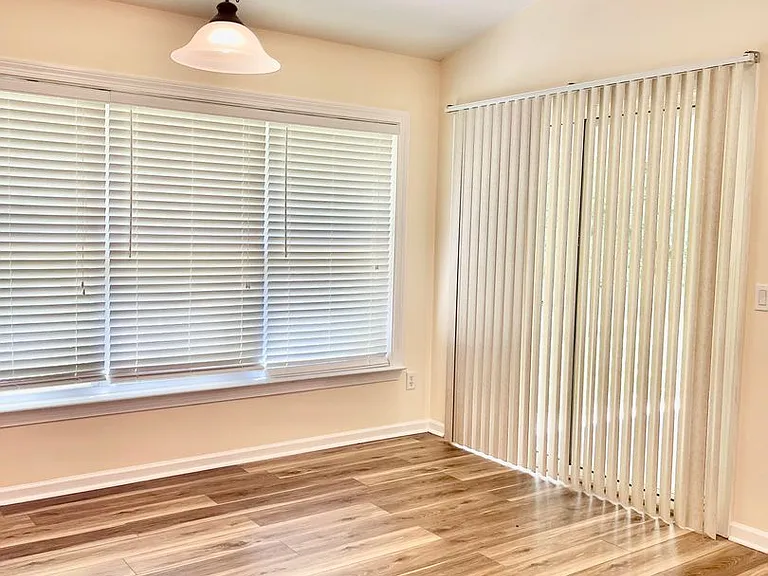 373 Southgate Dr — Photo 12