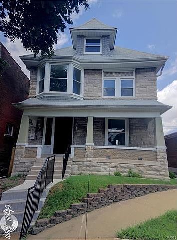 1st image of 3643 Blaine Ave