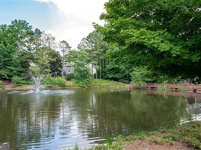 4306 Sugar Maple Ln NW — Photo 32