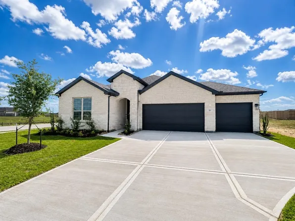 357 Dallas Meadows Dr, Dayton, TX 77535