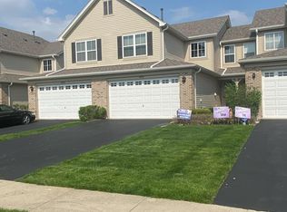 482 Majestic Ln, Oswego, IL 60543