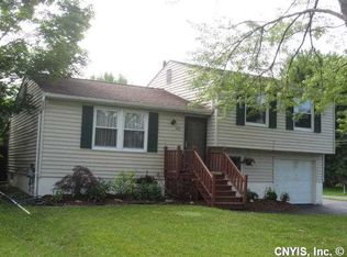 111 Carolyn Ave, Liverpool, NY 13090