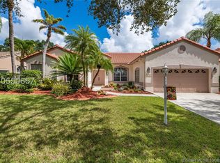 4045 Augusta Ave, Cooper City, FL 33026